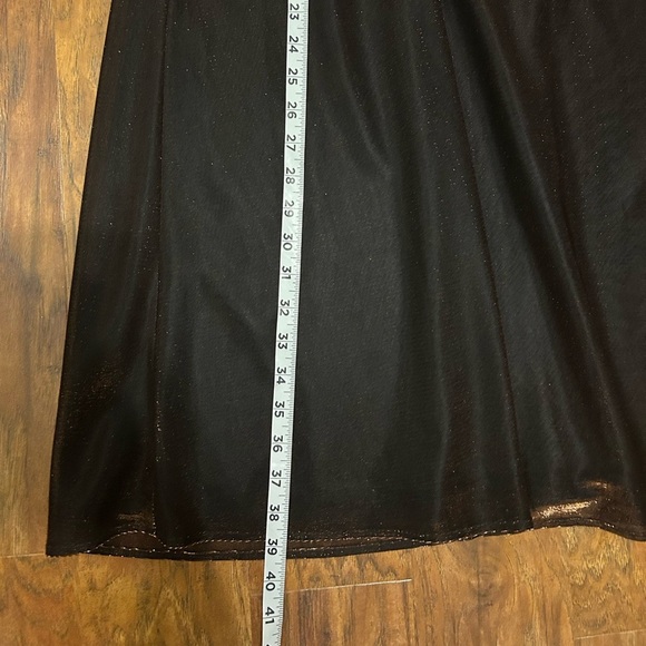 Black and Gold Short Sleeve Dress Women’s Size 18 - Picture 8 of 8